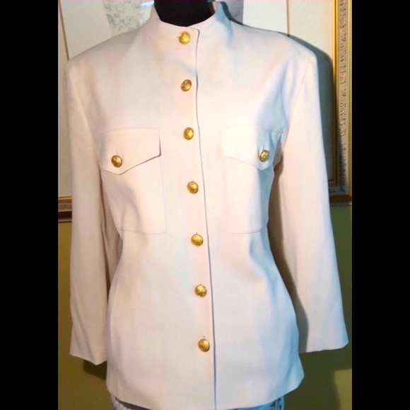 Ralph Lauren Blazer with gold buttons - Picture 4 of 7